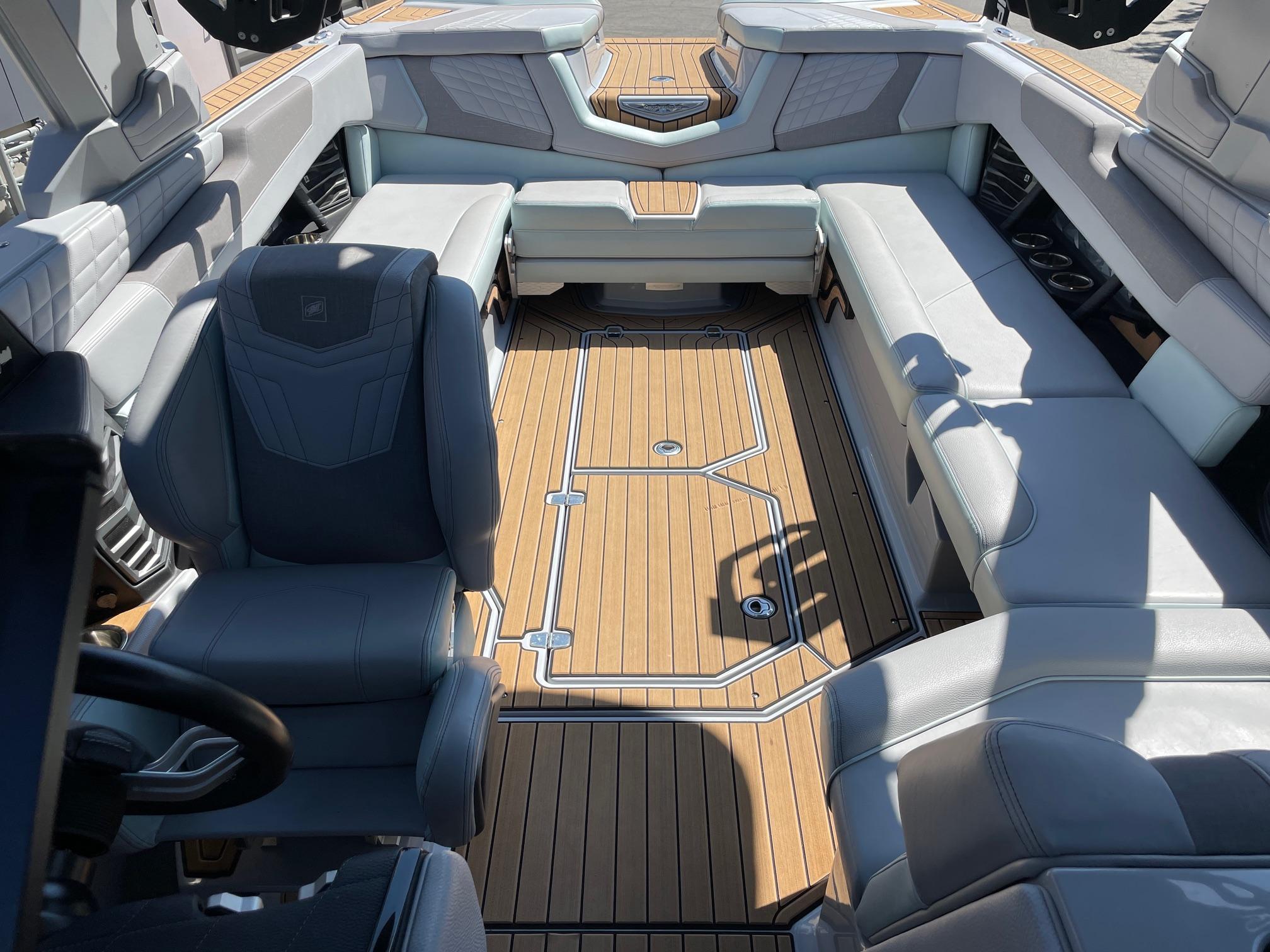 2022 NAUTIQUE G25 W/YANMAR 8LV DIESEL 4.5L DIRECT INJECTION. REDUCED!