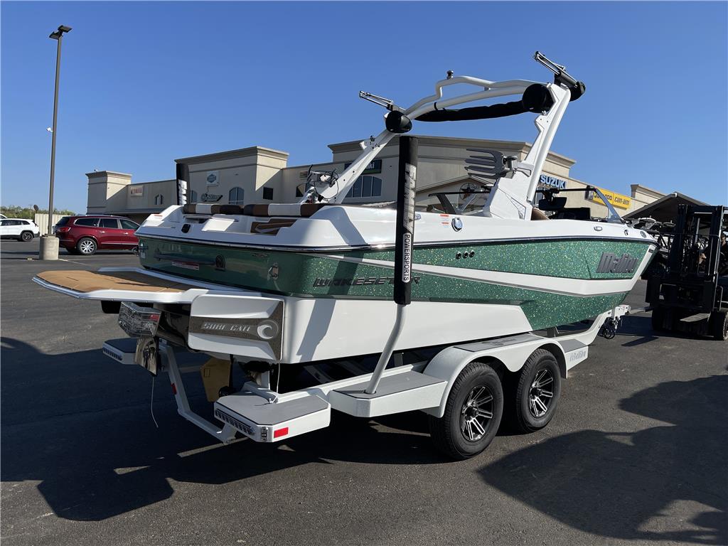 2024 Malibu Boats Wakesetter 21 LX