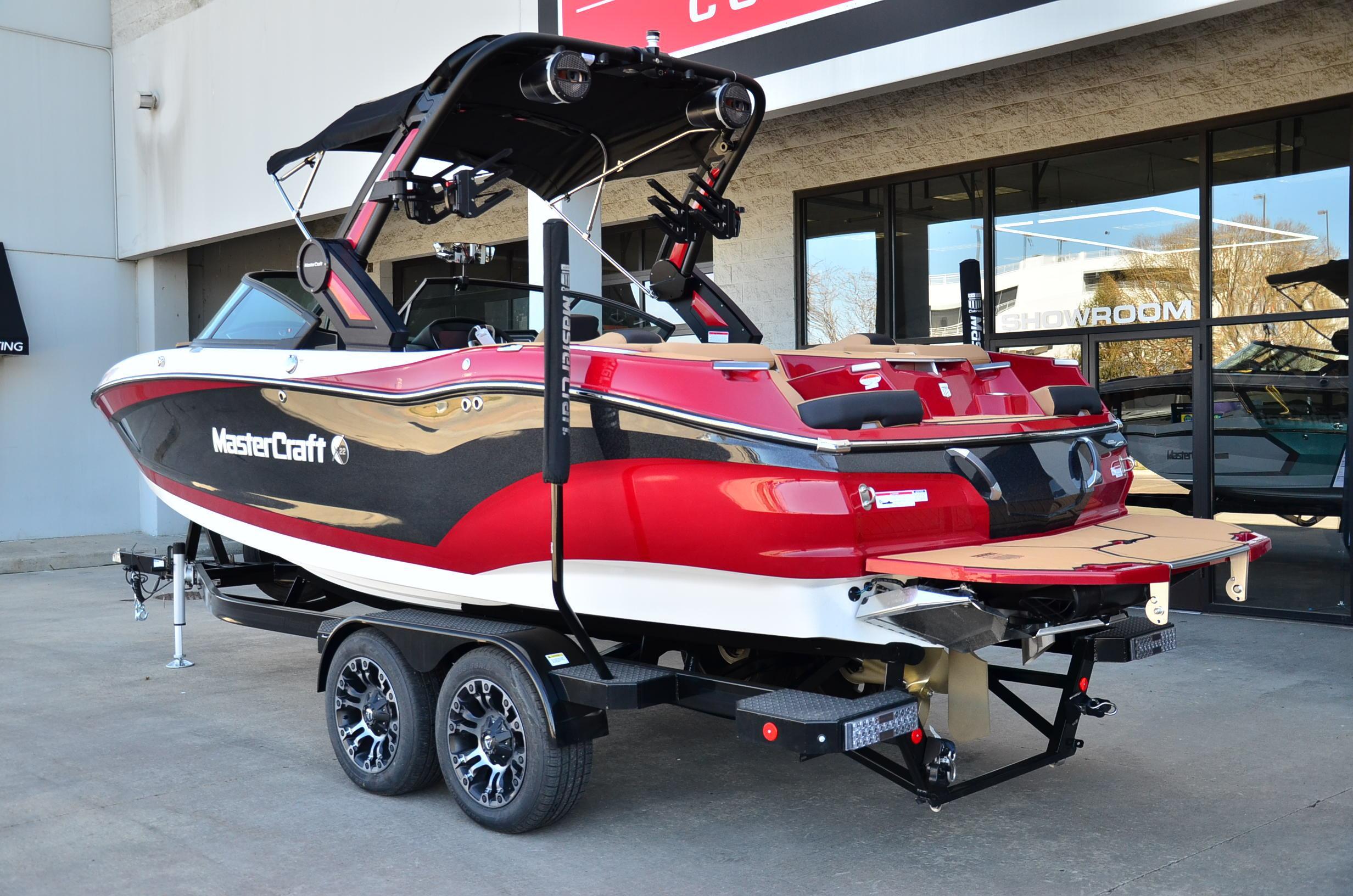 2024 MasterCraft X22 – Classic MasterCraft ProTour Red! 2024 Model Year End Clearance!