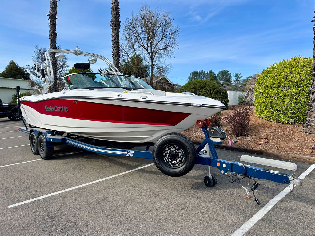 2020 MasterCraft XT25
