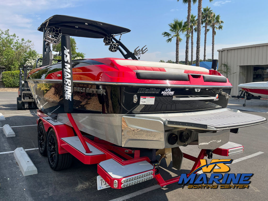 2017 Malibu Boats 25 LSV