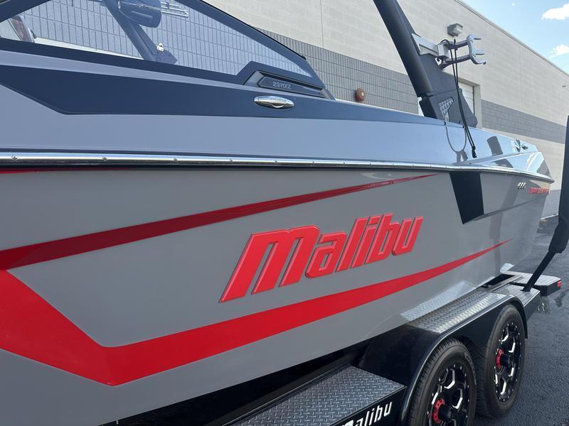 2021 Malibu 23 MXZ