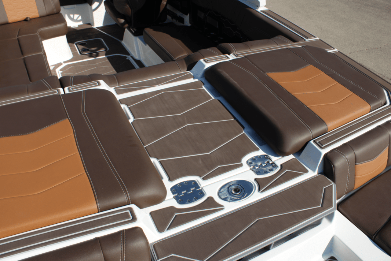 2025 Malibu 22 MXZ
