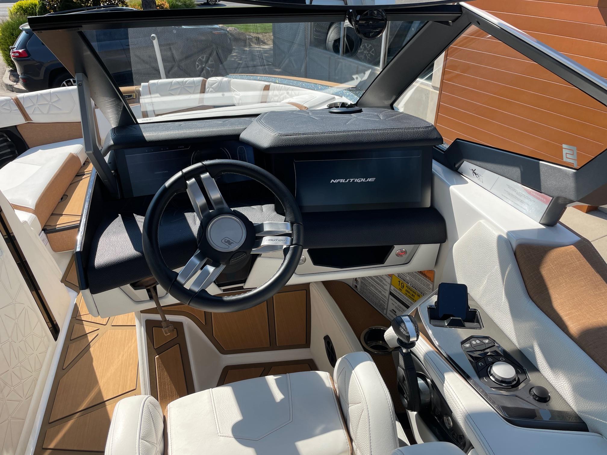 2024 NAUTIQUE G25 PARAGON W/ZZ8S SUPERCHARGED POWER PLANT
