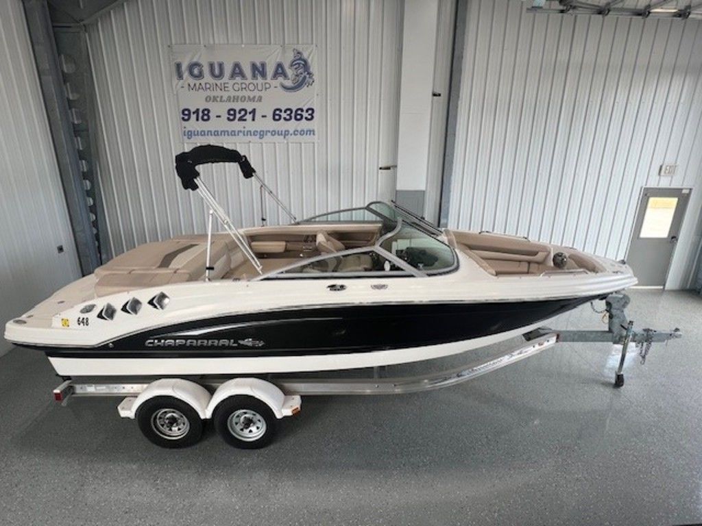 2012 Chaparral 216
