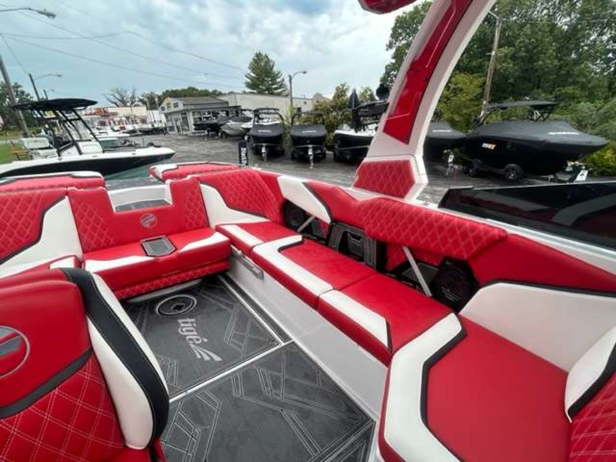 2024 Tige 24RZX