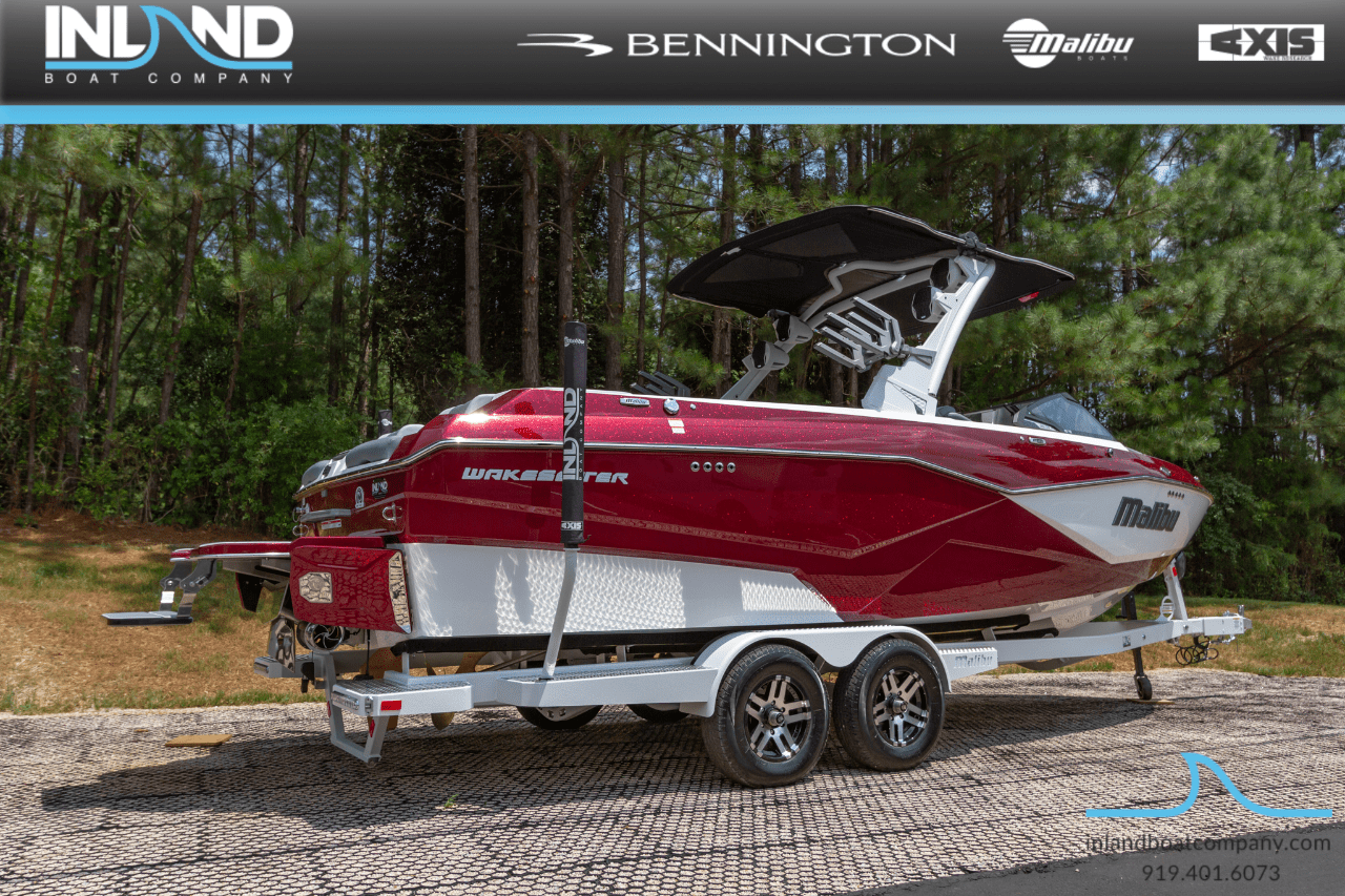 2024 Malibu Boats 25 LSV