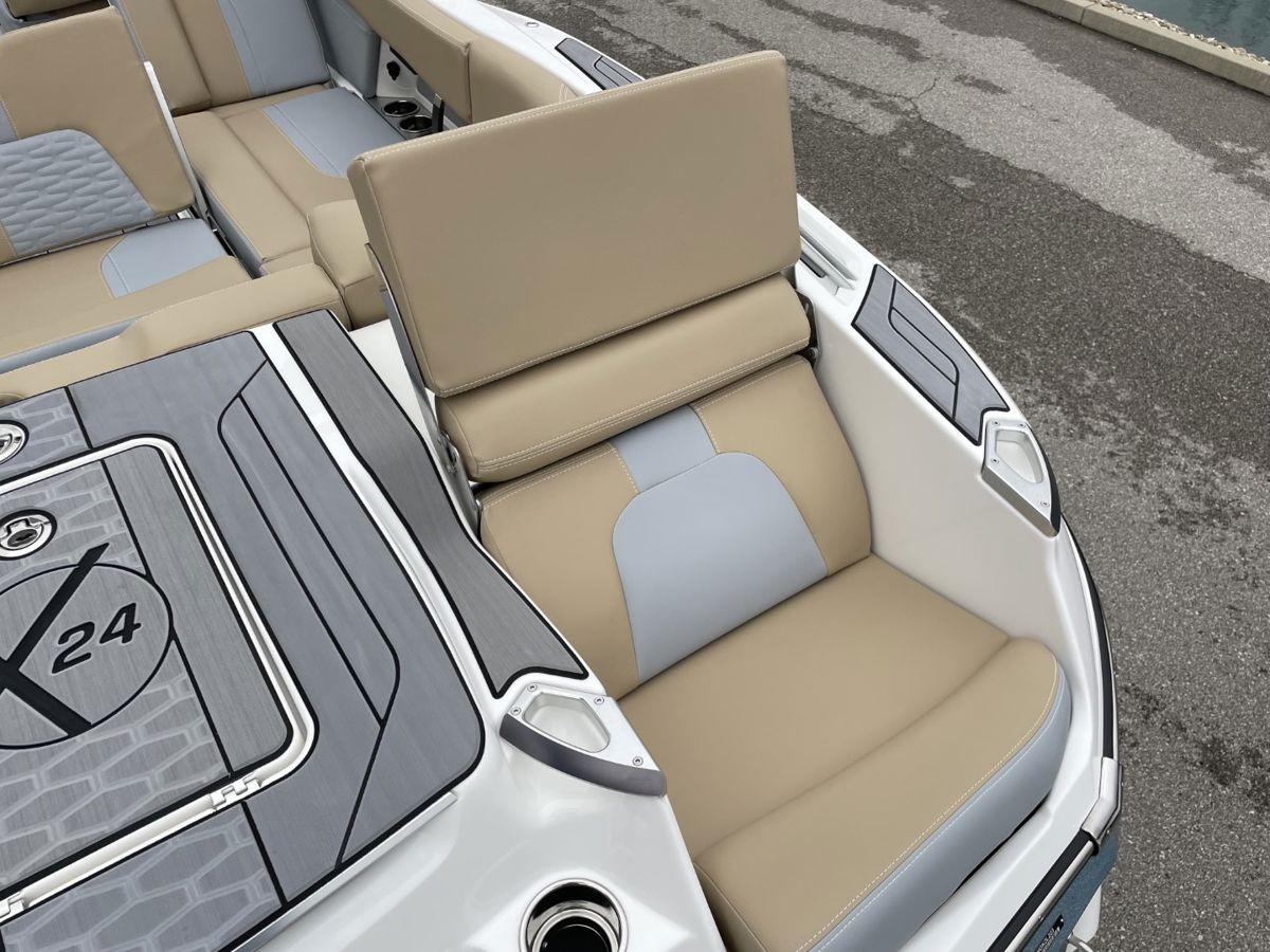 2023 MasterCraft X24