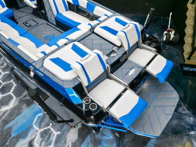 2022 Malibu Wakesetter 25 lSV