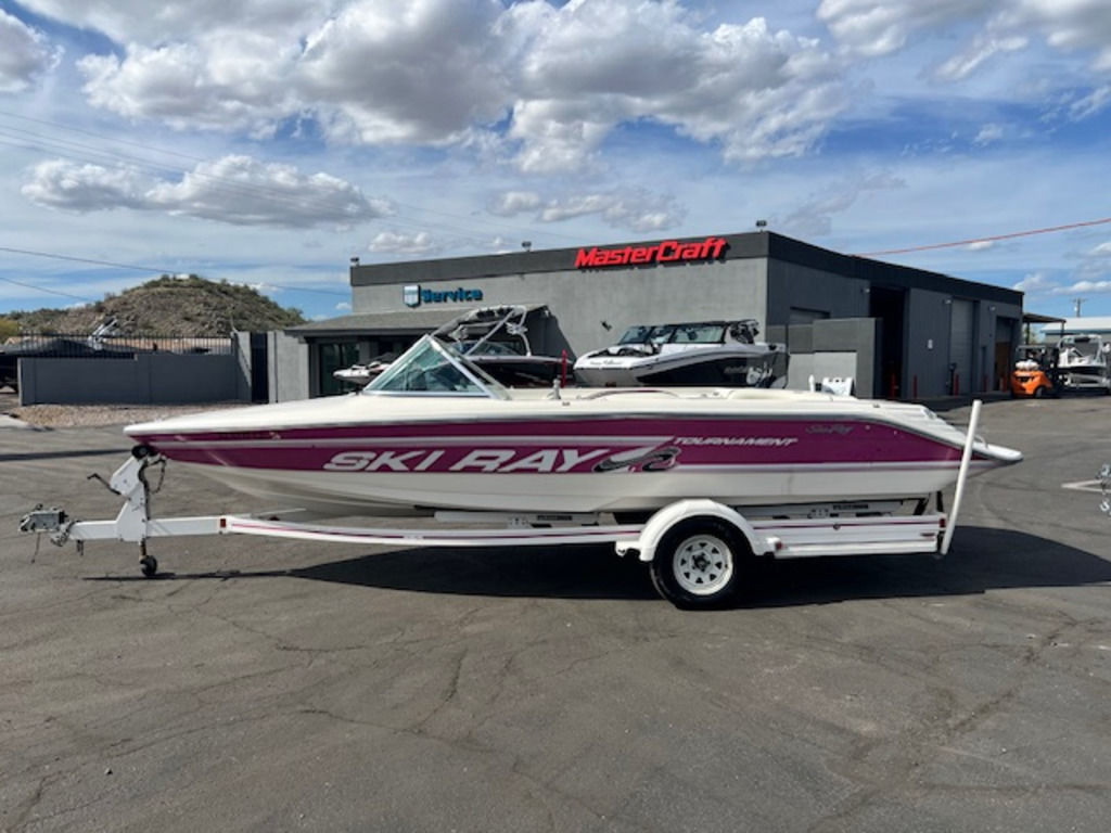 boat.Title