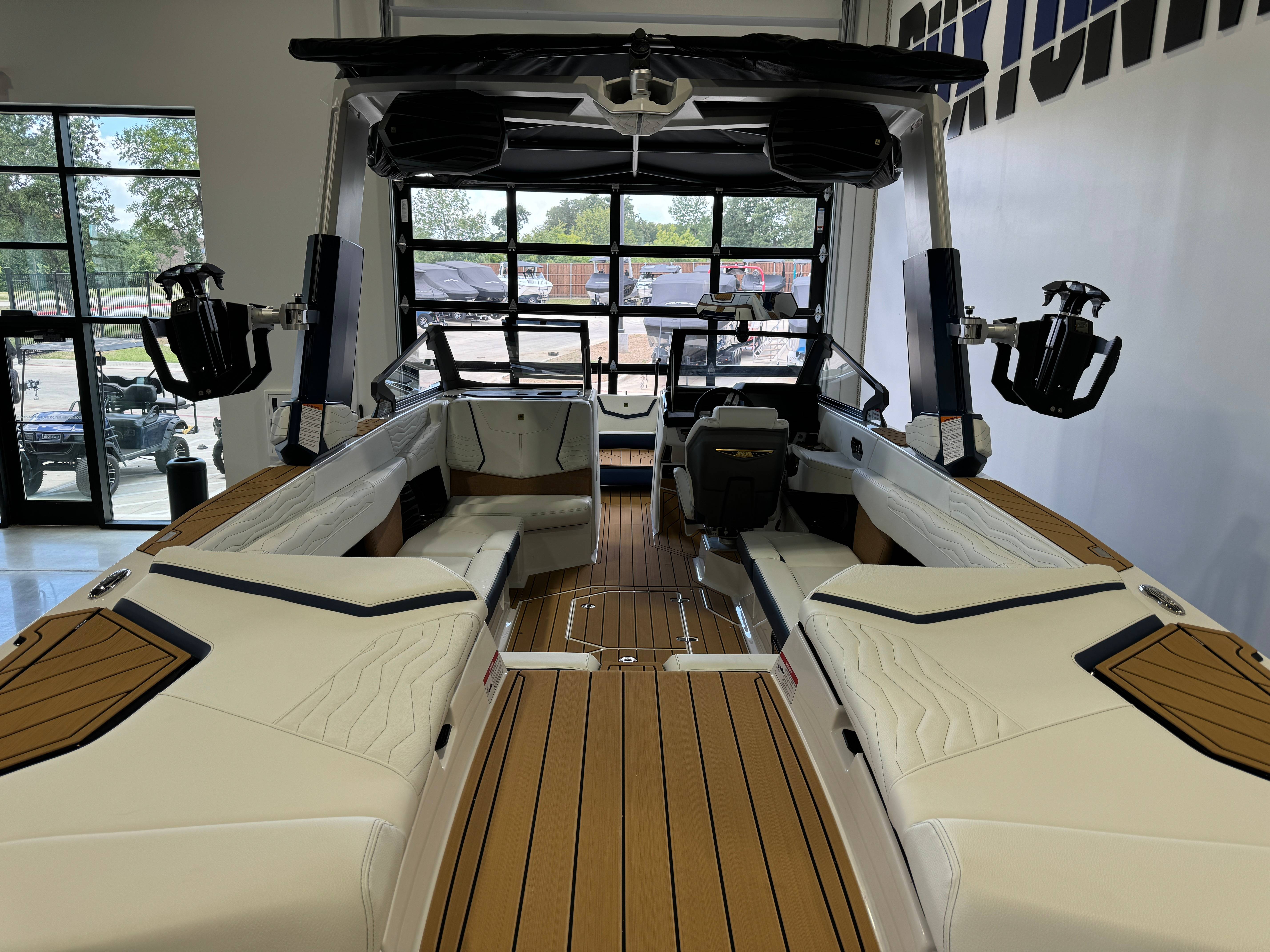 2025 Nautique Super Air Nautique G25