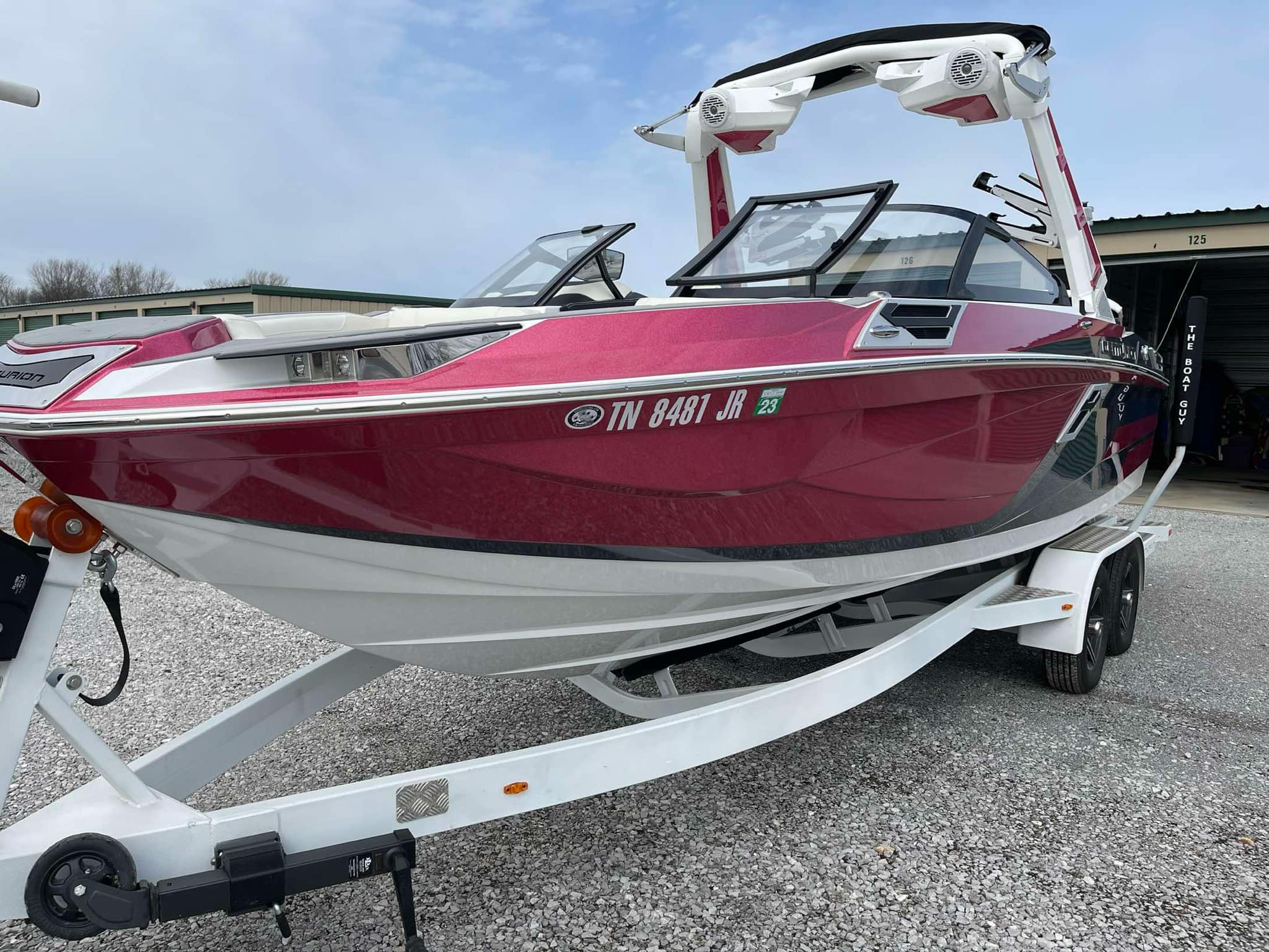 2022 Centuriom Ri230 – Davis REDUCED !!! 154,900