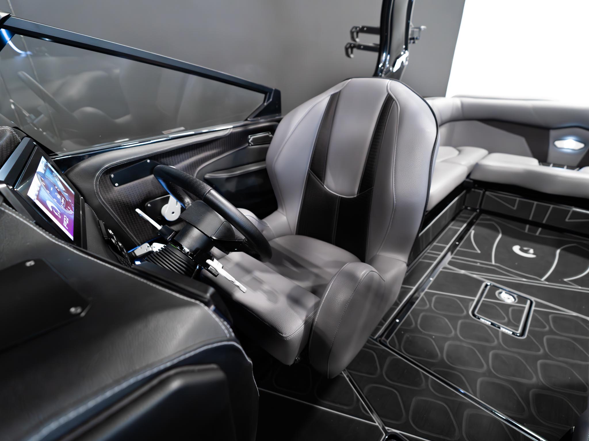 2025 Centurion Fe23 – Black / Black Flake