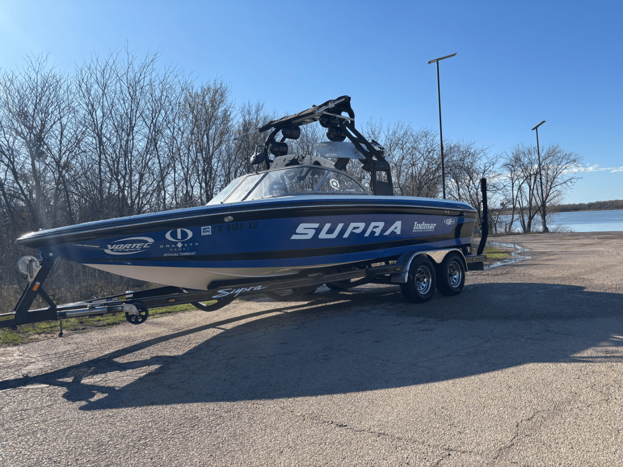 Clean 2004 Supra SSV 22’