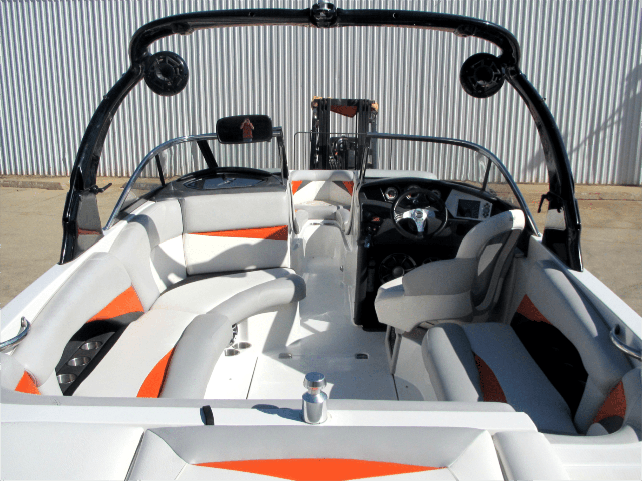 2010 Tige 24VE