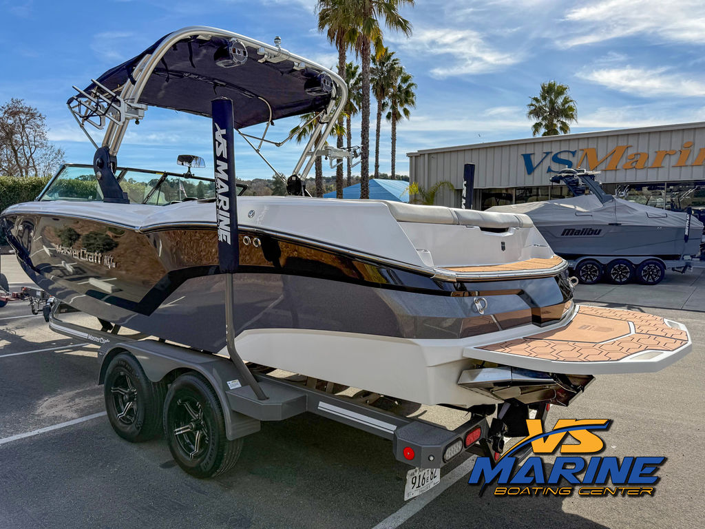 2021 MasterCraft NXT24