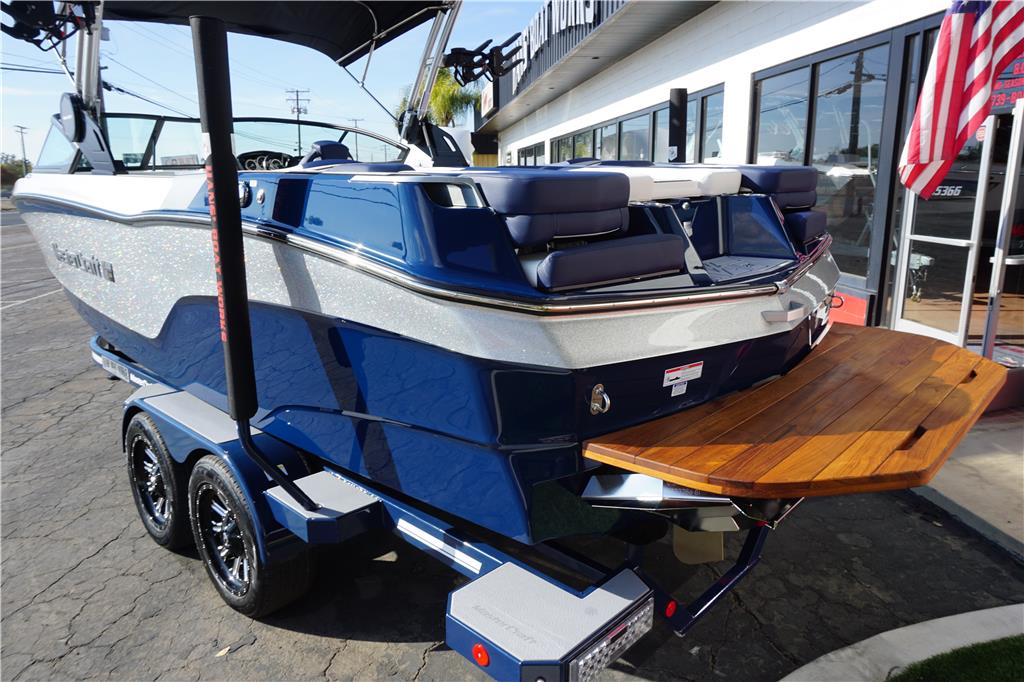 2024 MasterCraft XT24