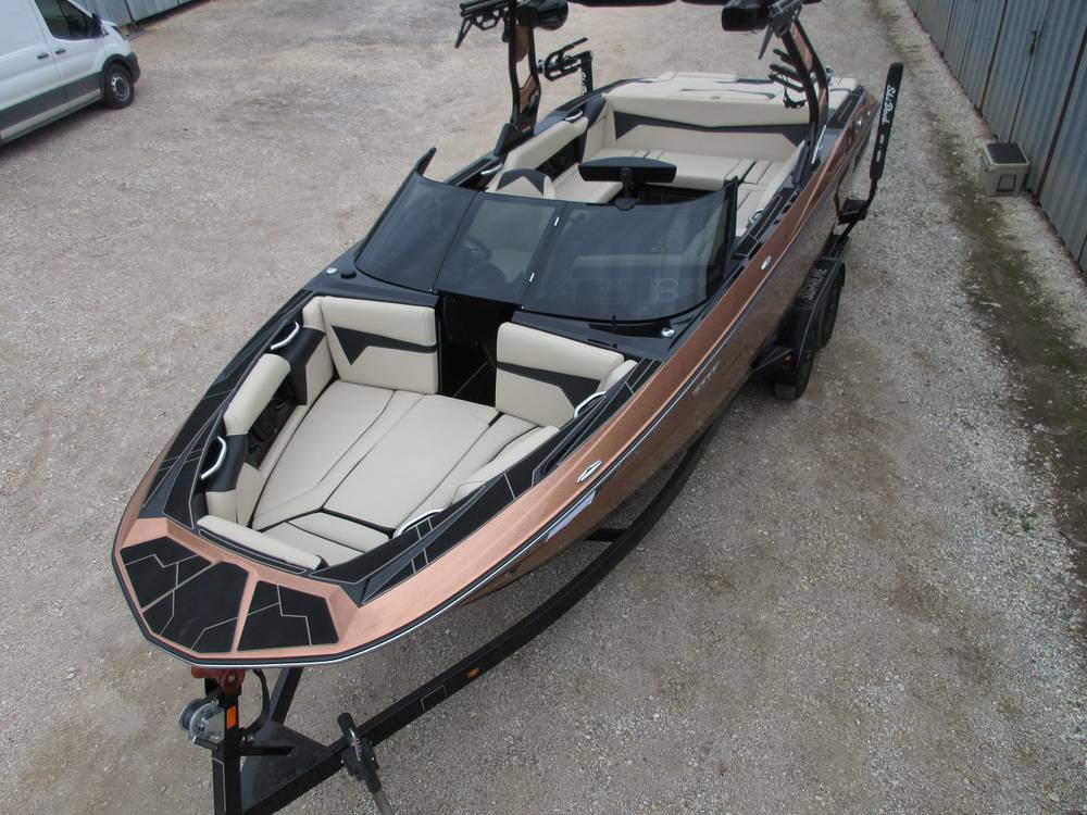 2022 Supreme S240