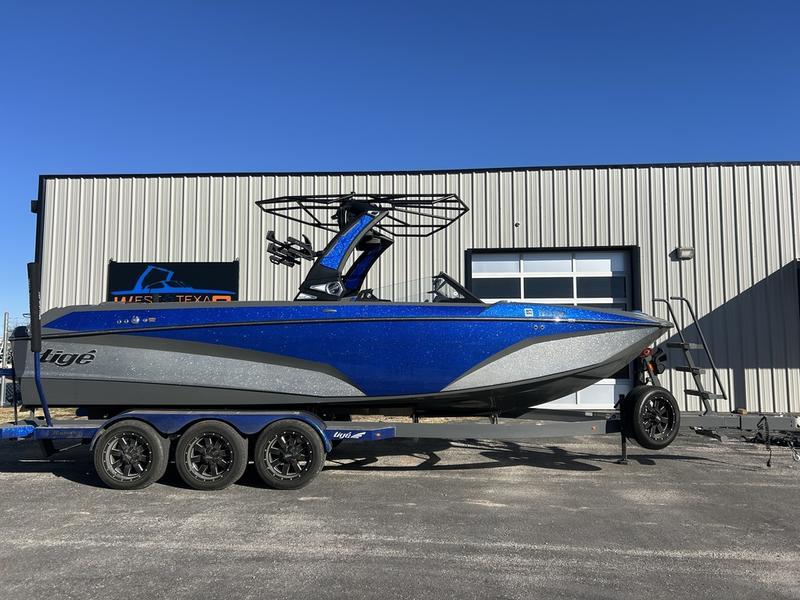 boat.Title