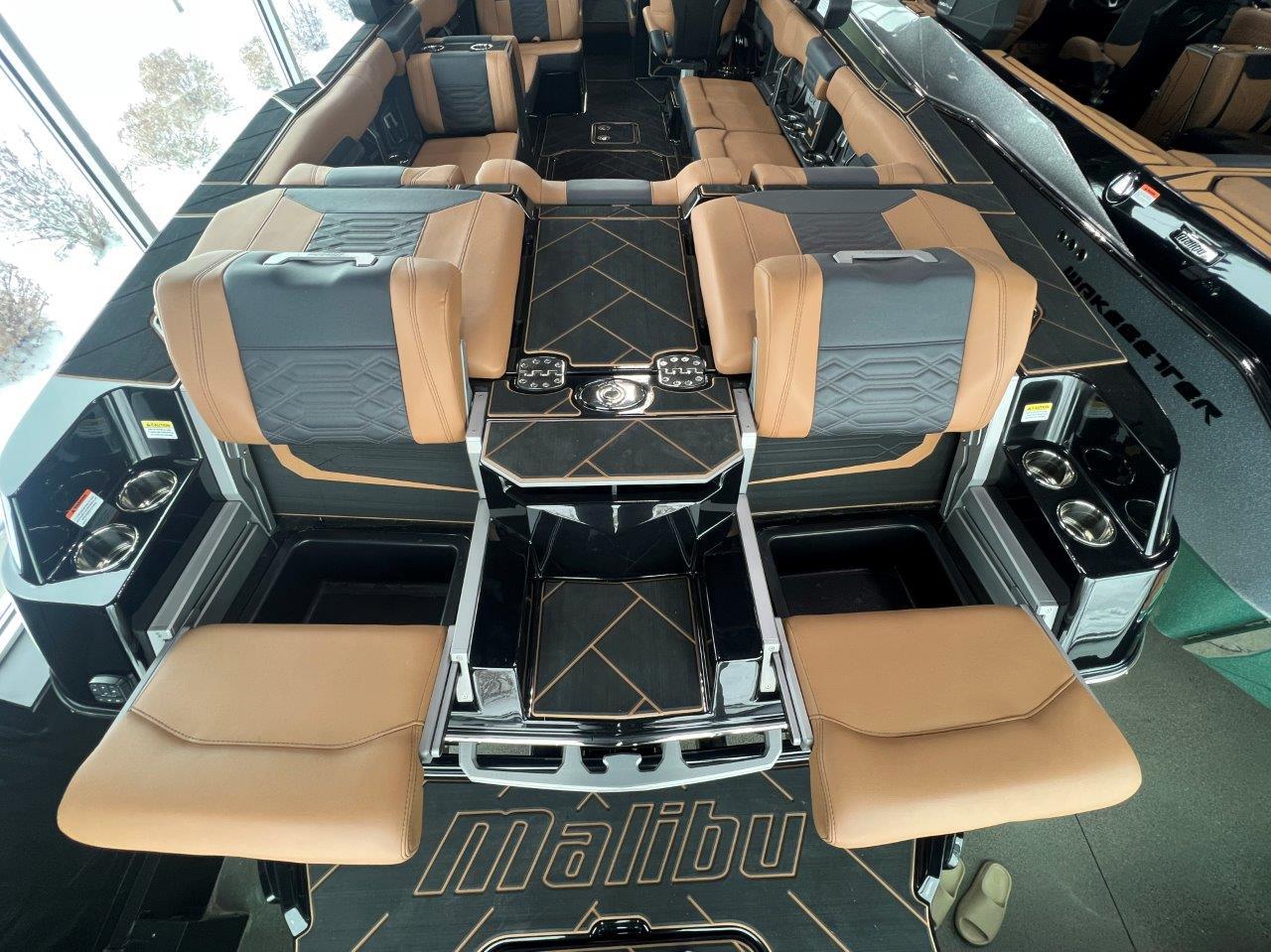 2024 Malibu 26 LSV