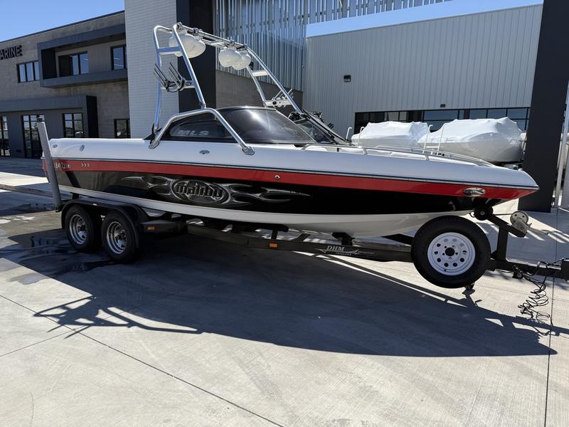 boat.Title