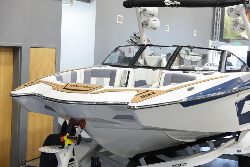 2024 Malibu 24 MXZ