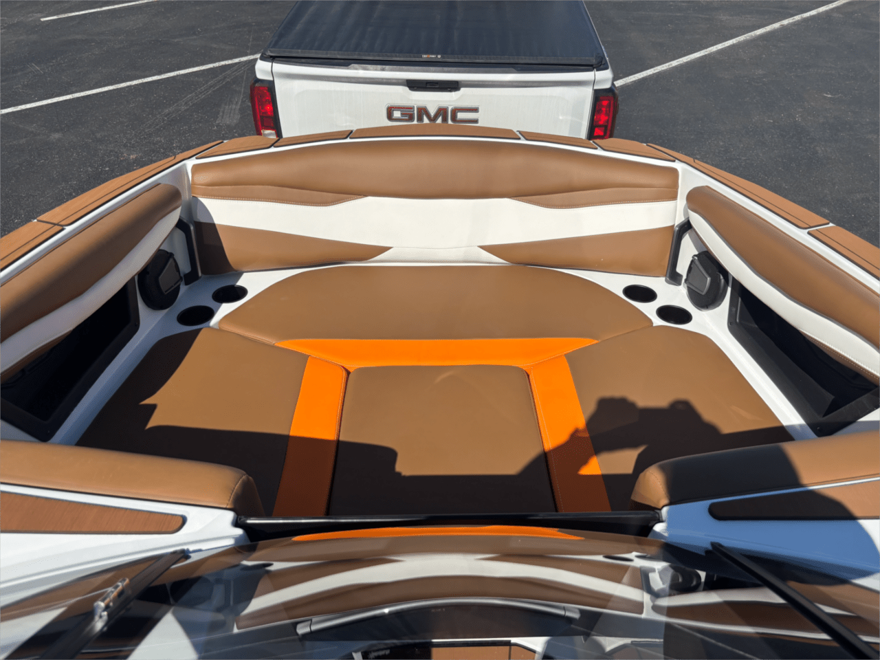 2025 Axis A225