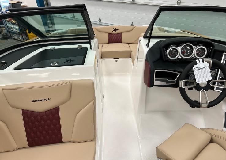 2024 Mastercraft XT20