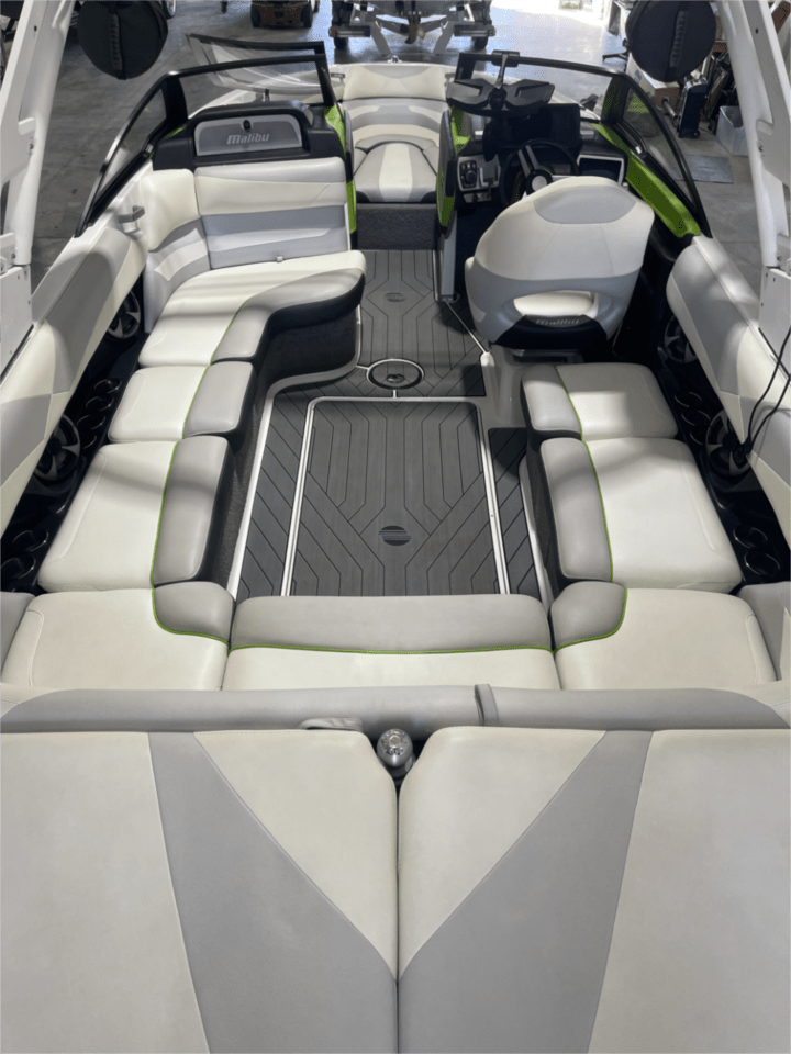 Clean 2017 Malibu 23LSV