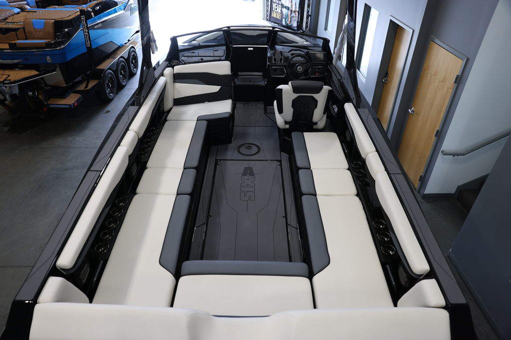 2024 Axis T250 LT4