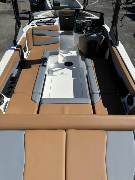 2025 Axis T235