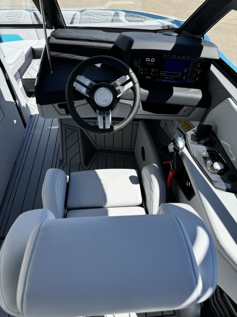 2025 Nautique Super Air Nautique G23