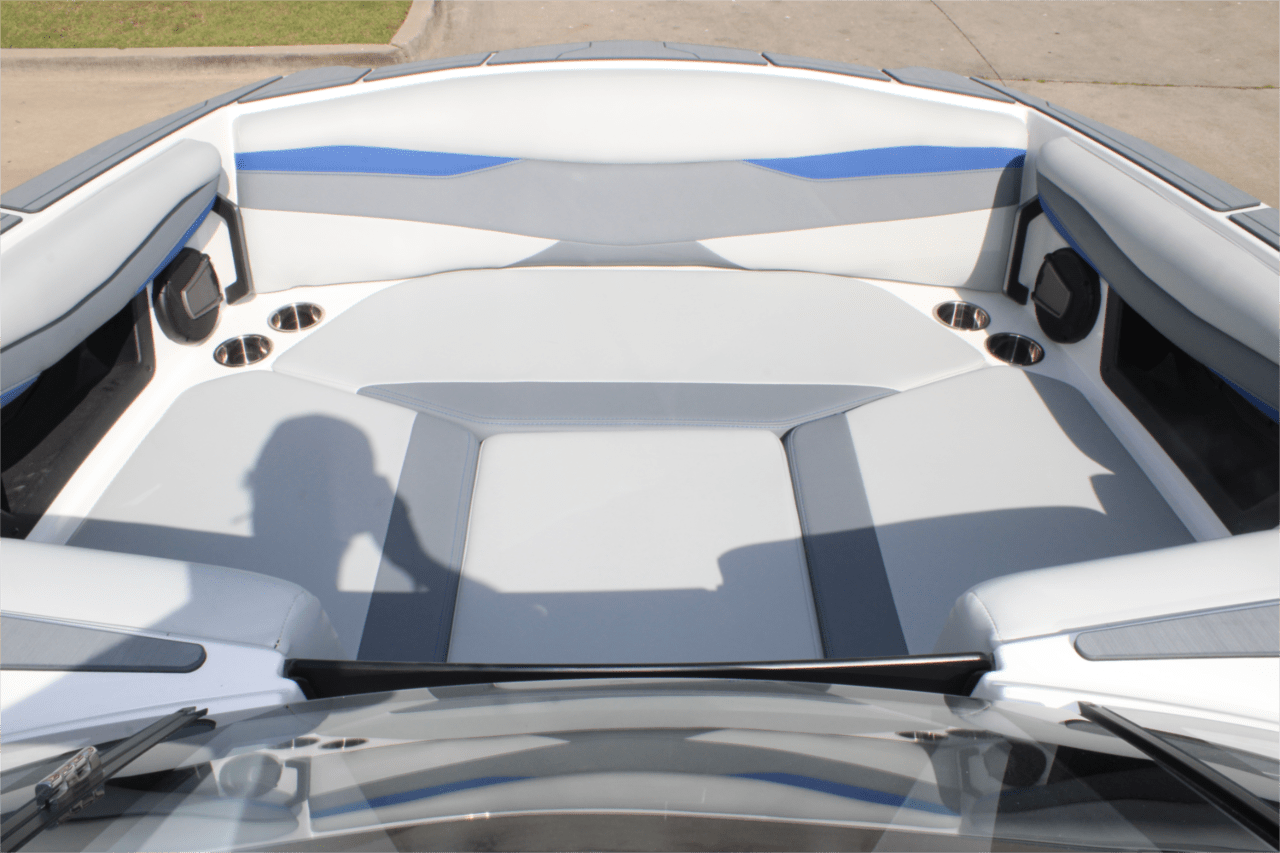 2025 Axis A225