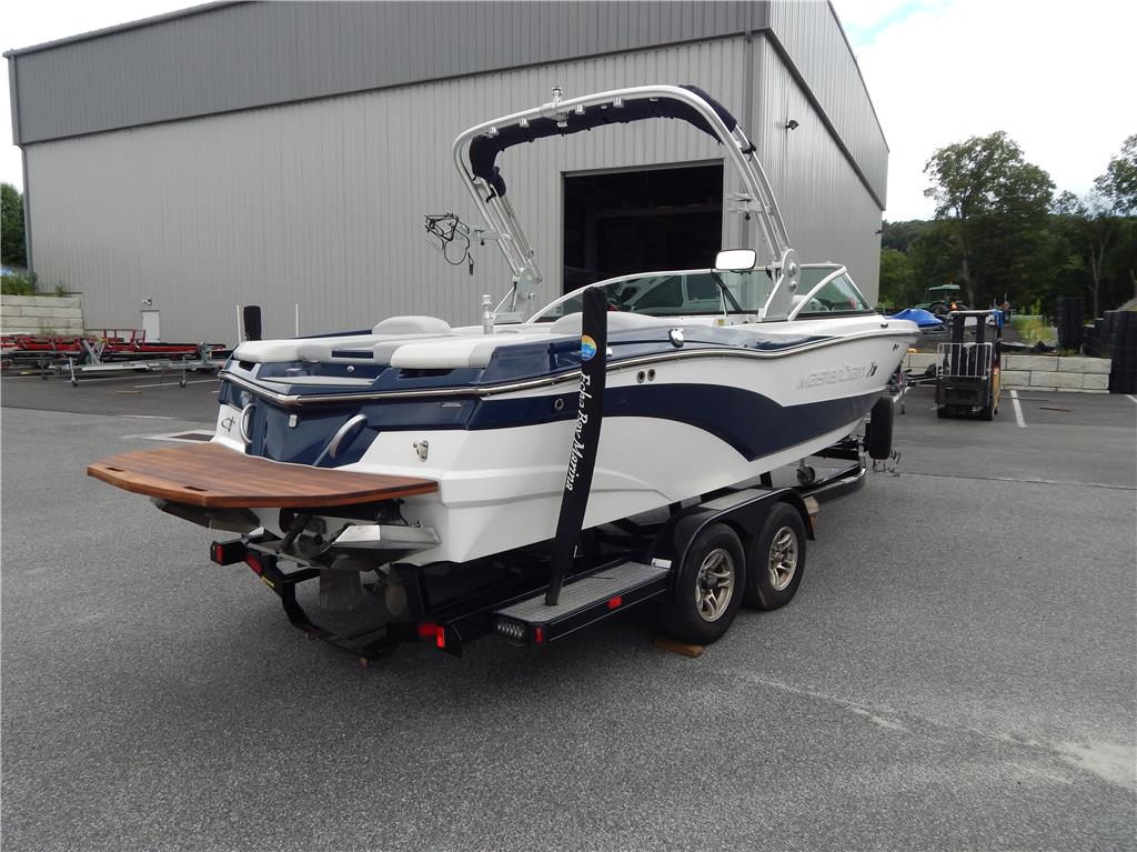 2020 Mastercraft XT-23SS **Includes Trailer** 167 Hours!