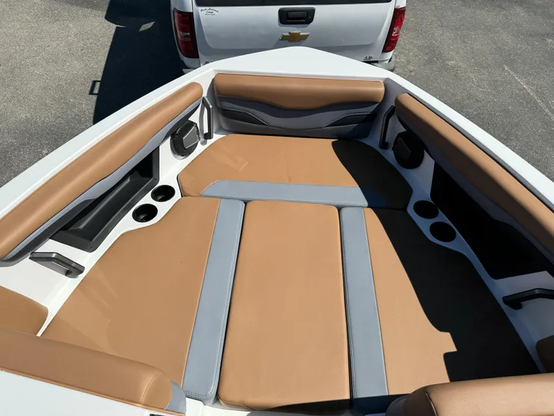 2025 Axis T235