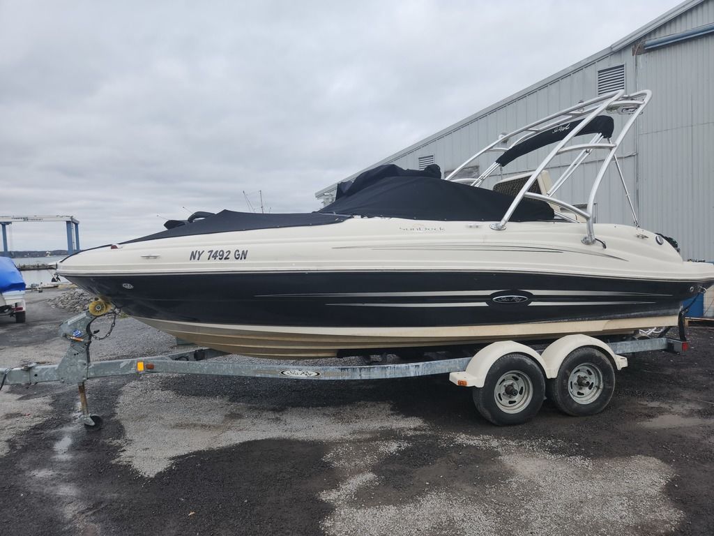2008 Searay 200 Sundeck