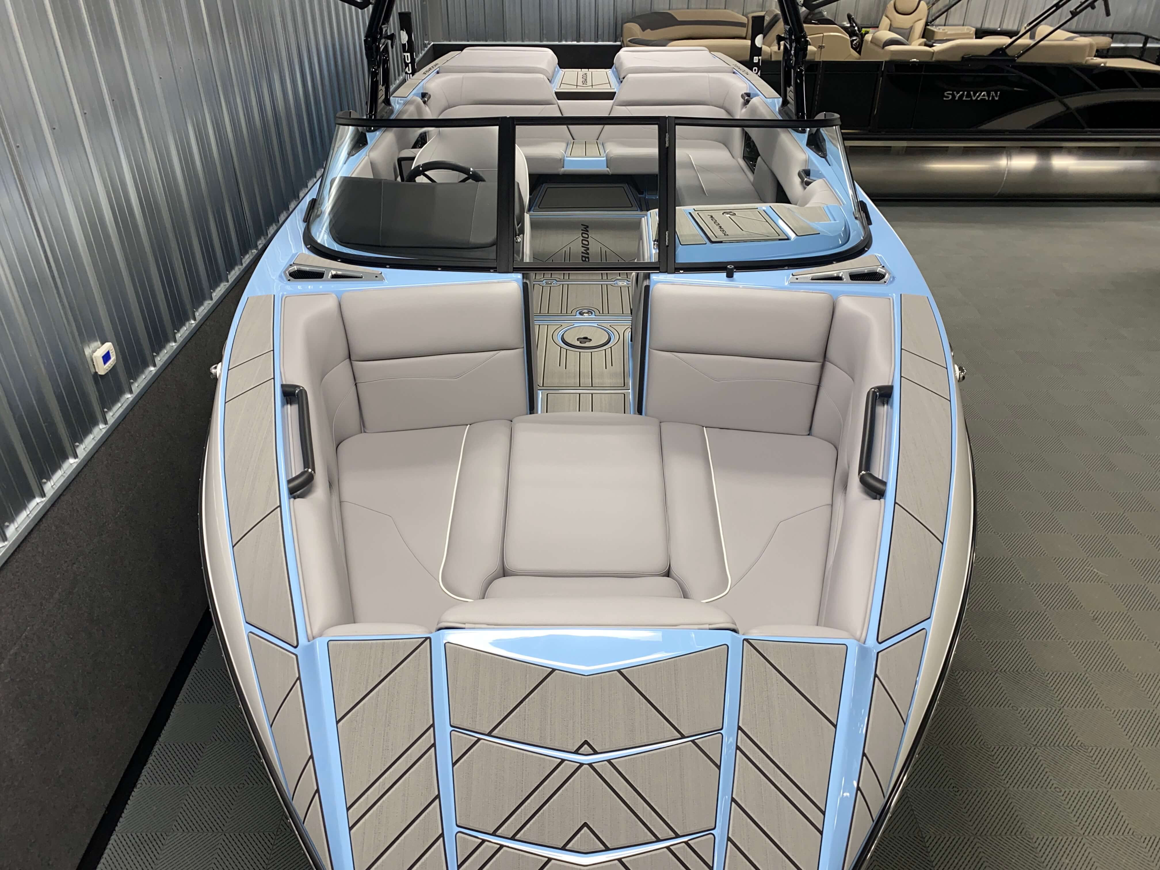 boat.Title