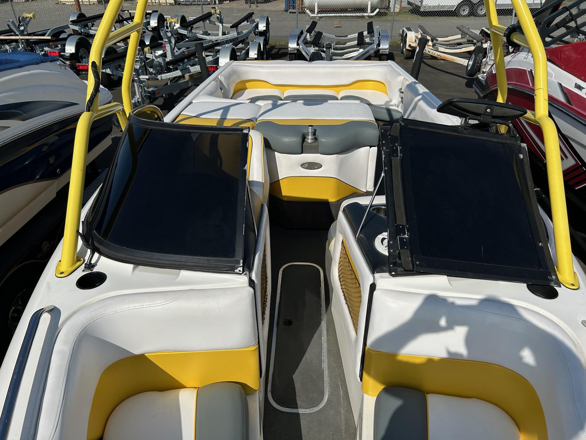2002 Malibu 21′ XTI Wakesetter