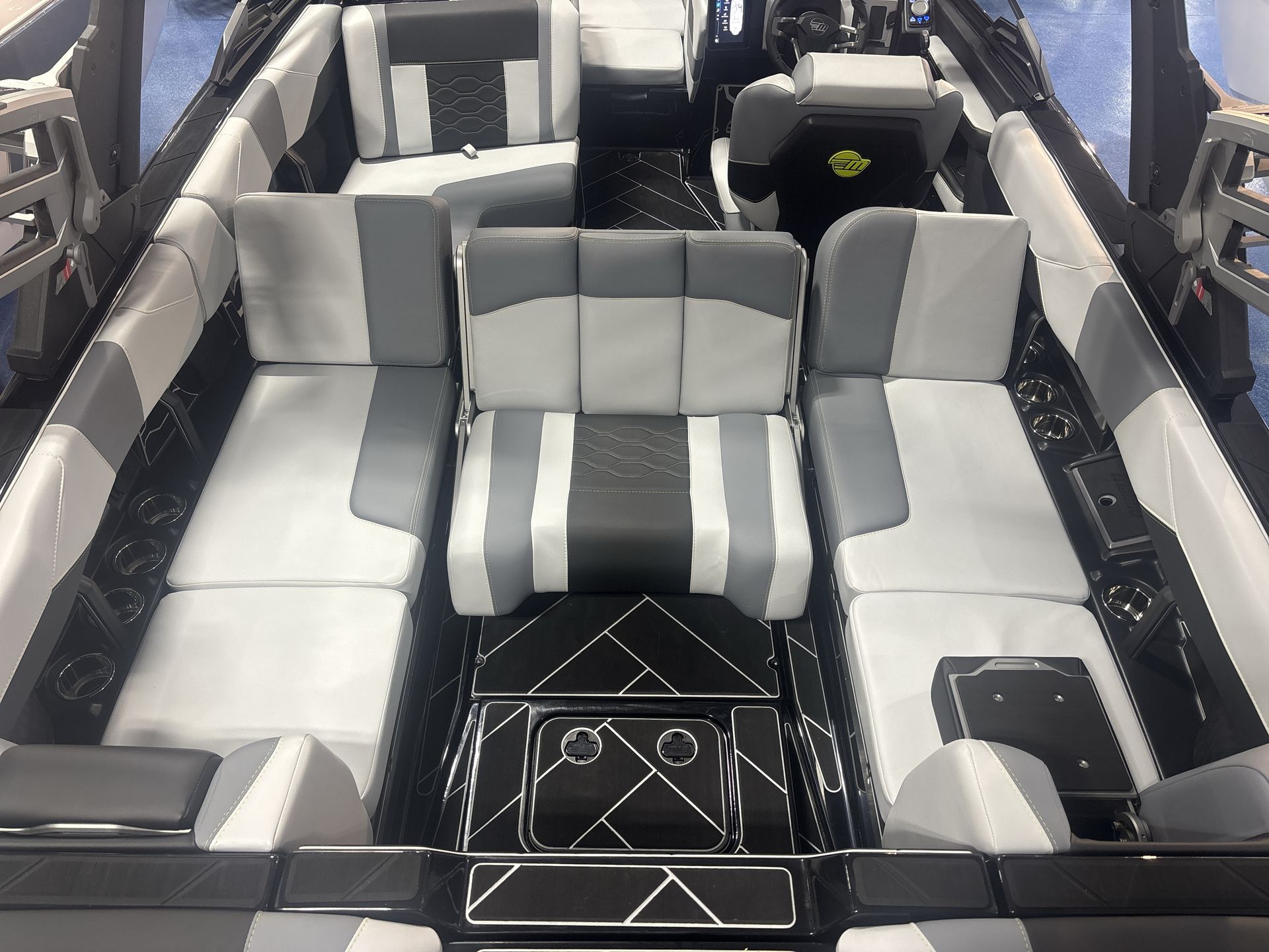 2025 Malibu 23LSV