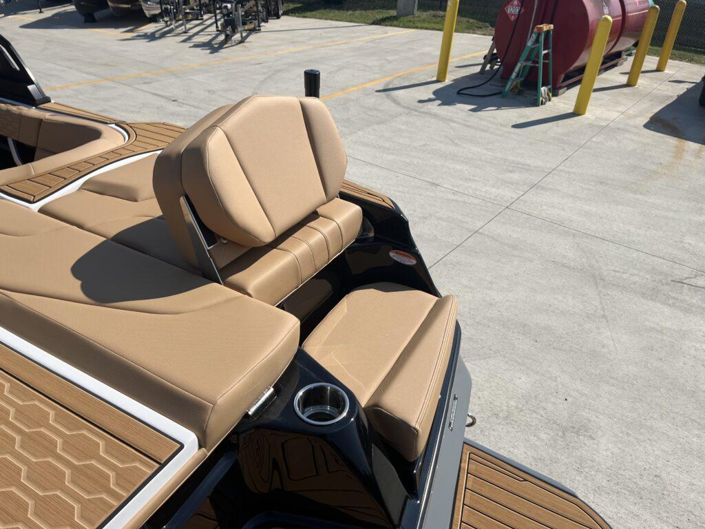 2025 MasterCraft XT20