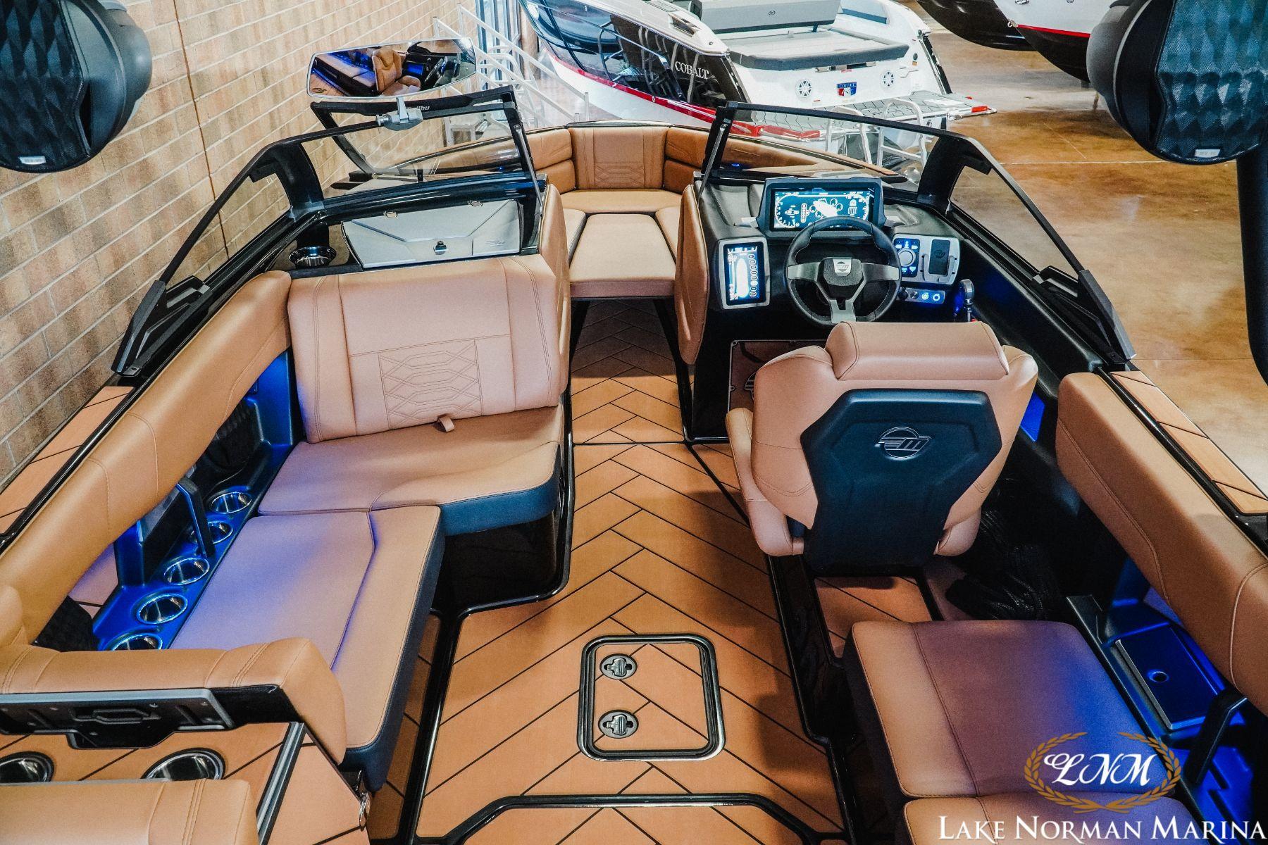 2024 Malibu 26 LSV