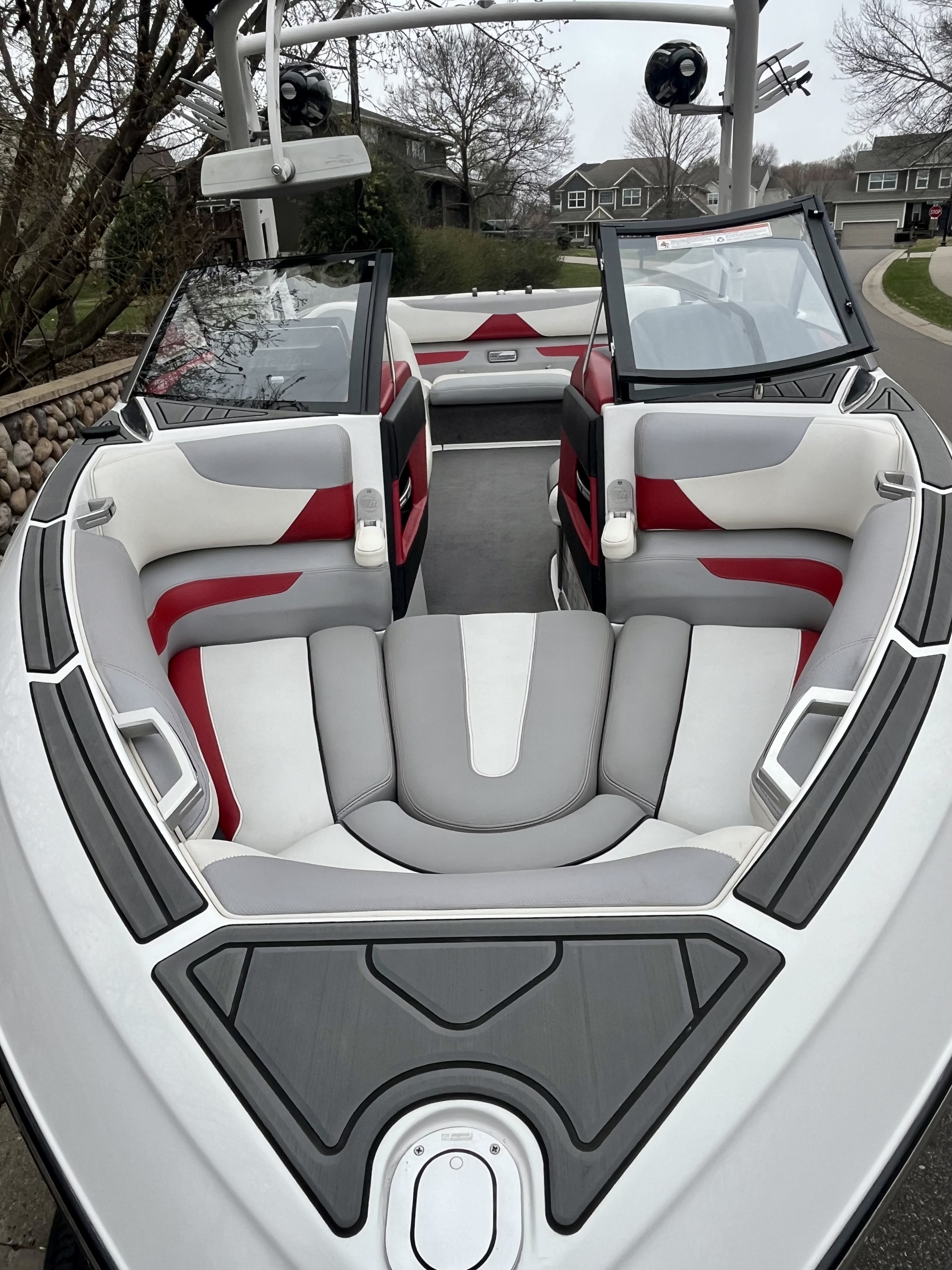 2016 Malibu Wakesetter 23 LSV Icon