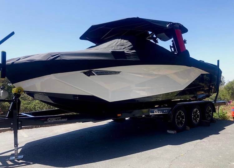 boat.Title