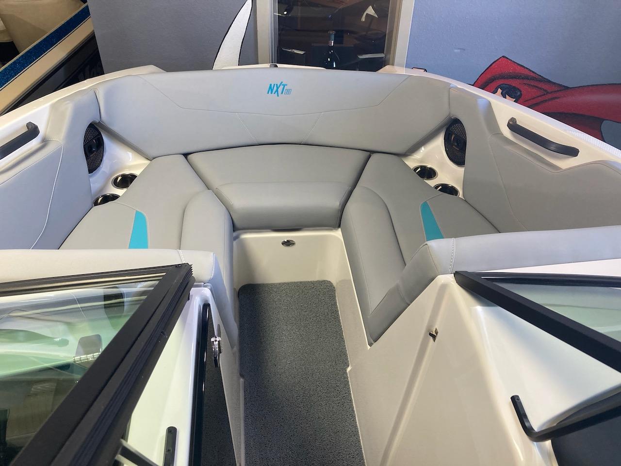 2024 MasterCraft NXT20