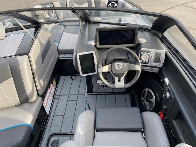 2021 Malibu Wakesetter 24MXZ – Monsoon LT4