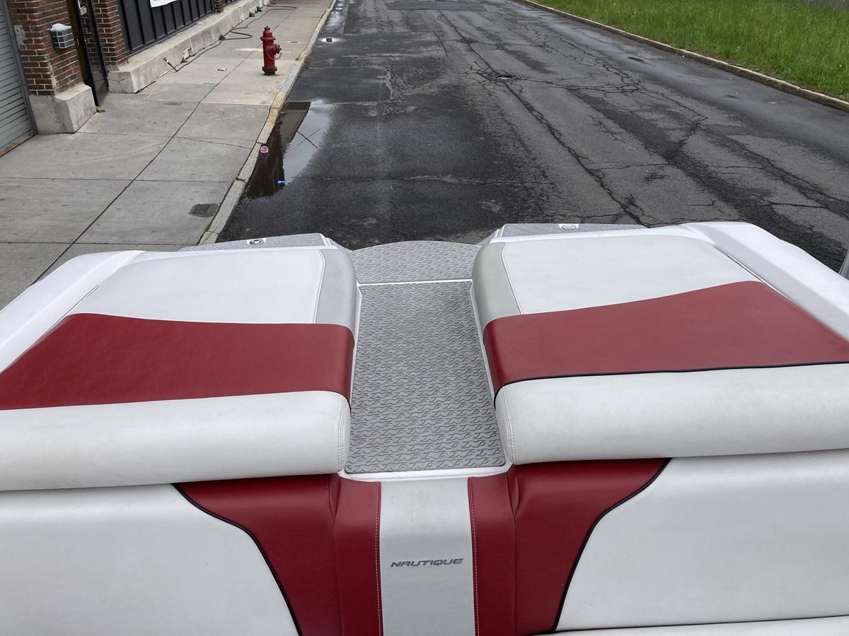2009 Correct Craft Super Air Nautique 230 Team Edition