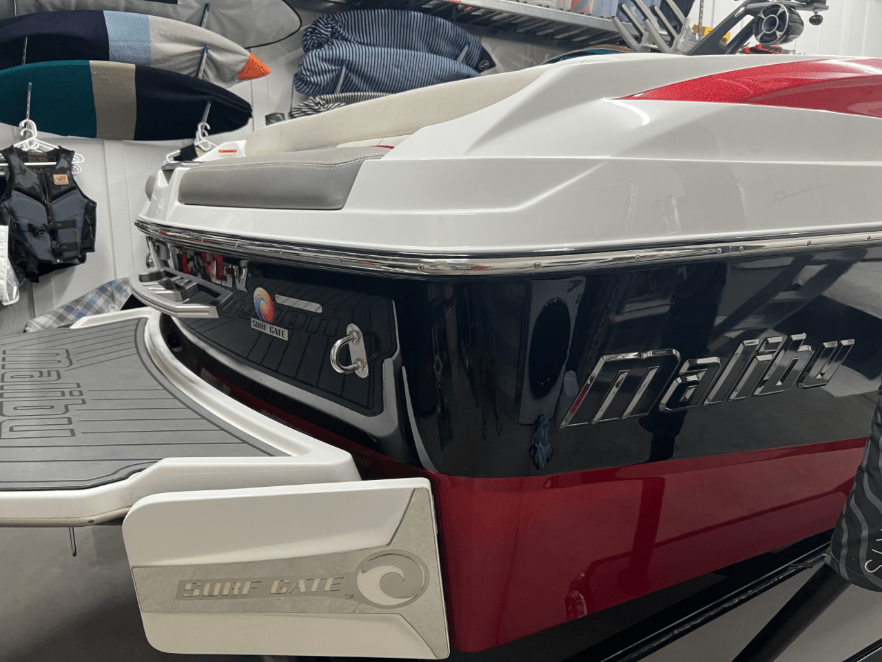 2016 Malibu 25 LSV