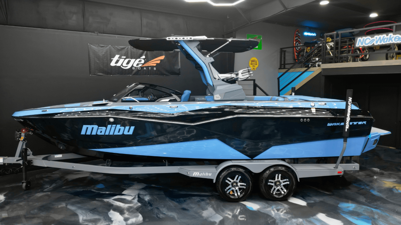 boat.Title