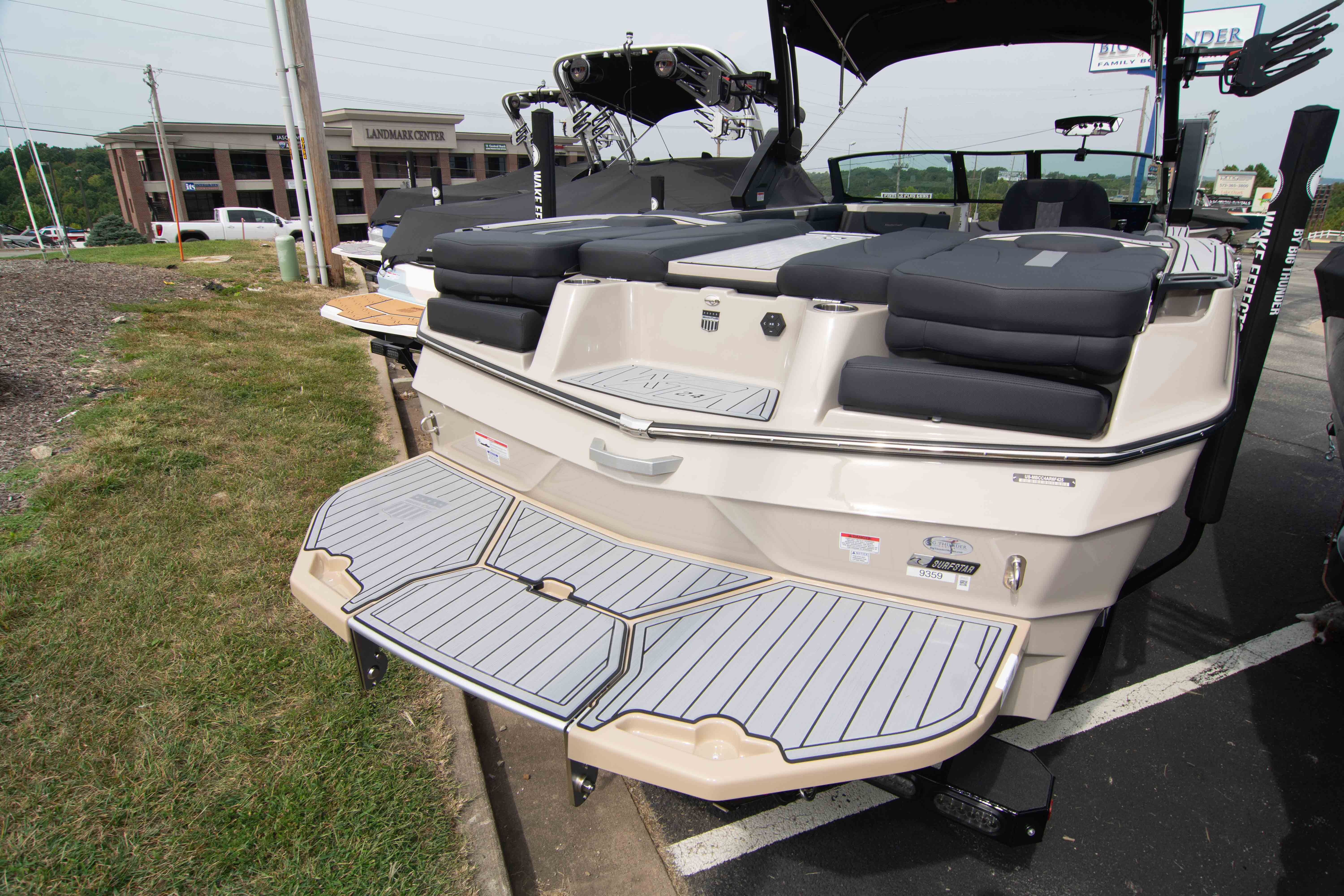 2025 MasterCraft XT24