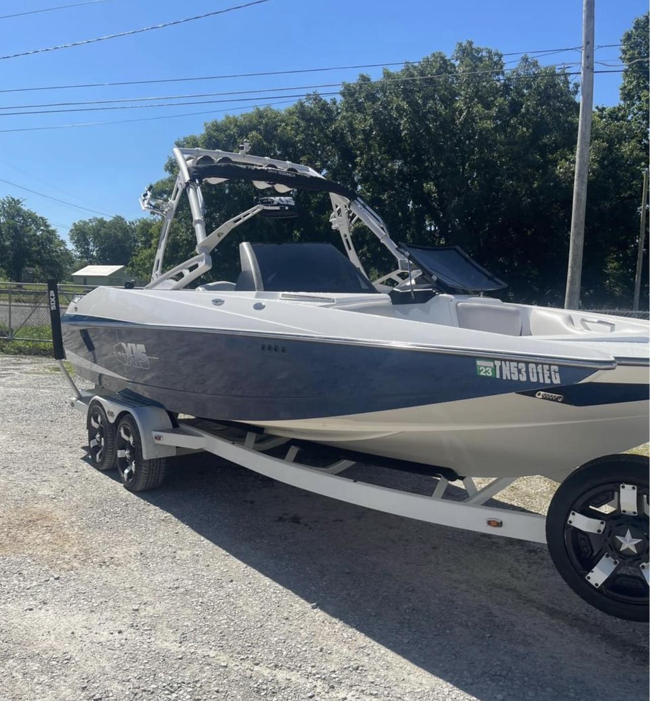 boat.Title